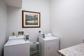 Quality Inn & Suites West