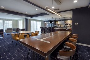 Courtyard by Marriott Cincinnati Airport