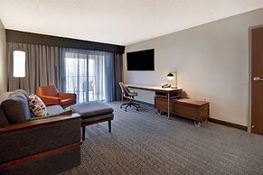 Courtyard by Marriott Cincinnati Airport