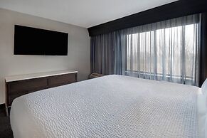 Courtyard by Marriott Cincinnati Airport