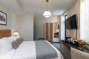 Broadway Plaza Hotel