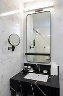 Broadway Plaza Hotel