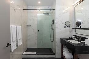 Broadway Plaza Hotel