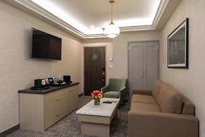 Broadway Plaza Hotel