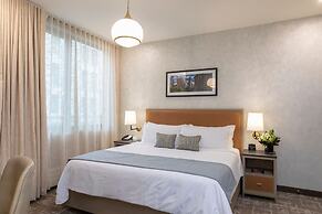 Broadway Plaza Hotel