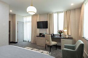 Broadway Plaza Hotel