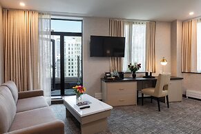 Broadway Plaza Hotel