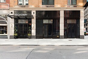 Broadway Plaza Hotel