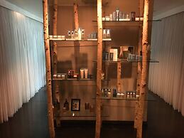 The Commerce Casino & Hotel