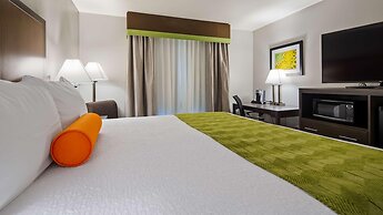 Garner Hotel Liberal North