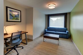 Holiday Inn Express & Suites Corbin by IHG