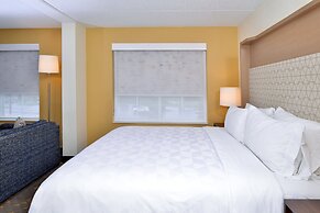 Holiday Inn Hotel & Suites Overland Park - Convention Center by IHG