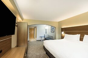 Holiday Inn Express Hotel & Suites Louisville East by IHG