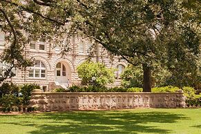 Historic Streetcar Inn