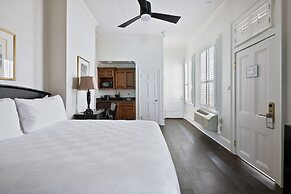 Historic Streetcar Inn