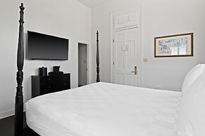 Historic Streetcar Inn