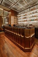 Grand Hyatt Mumbai Hotel and Serviced Apartments