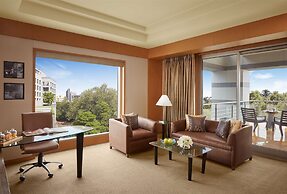 Grand Hyatt Mumbai Hotel and Serviced Apartments