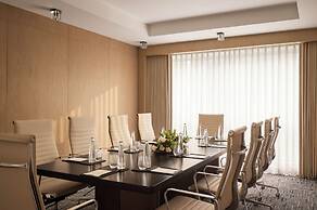 Grand Hyatt Mumbai Hotel and Serviced Apartments