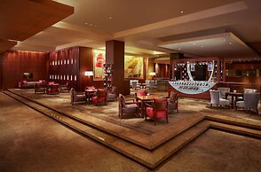 Grand Hyatt Mumbai Hotel and Serviced Apartments