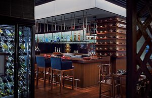 Grand Hyatt Mumbai Hotel and Serviced Apartments