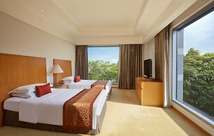 Grand Hyatt Mumbai Hotel and Serviced Apartments