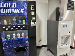 Red Roof Inn & Suites Indianapolis Airport