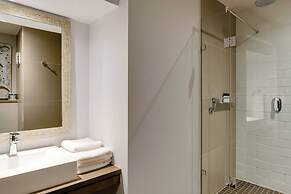 Protea Hotel by Marriott Cape Town Sea Point
