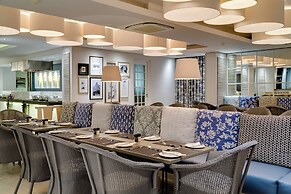 Protea Hotel by Marriott Cape Town Sea Point