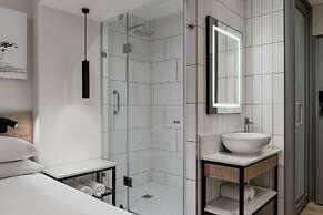 Protea Hotel by Marriott Cape Town Sea Point