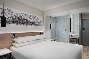 Protea Hotel by Marriott Cape Town Sea Point
