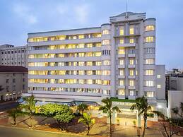 The Edward Hotel