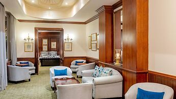 The Edward Hotel