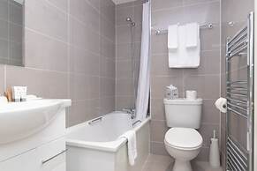 Kensington Gardens Hotel