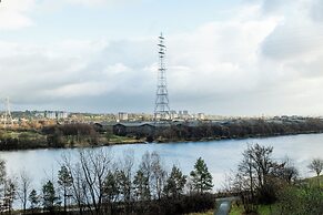 Muthu Glasgow River Hotel