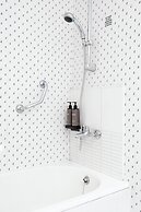 Muthu Glasgow River Hotel