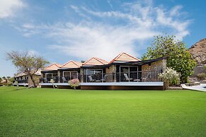 JA Hatta Fort Hotel