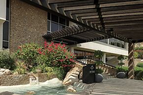 JA Hatta Fort Hotel