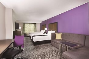 La Quinta Inn & Suites by Wyndham Columbus North