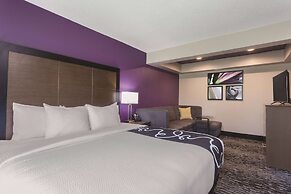 La Quinta Inn & Suites by Wyndham Columbus North