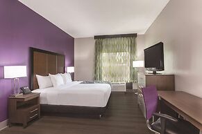 La Quinta Inn & Suites by Wyndham Columbus North