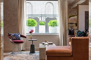 JW Marriott Essex House New York