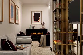 The Chemists’ Club Hotel