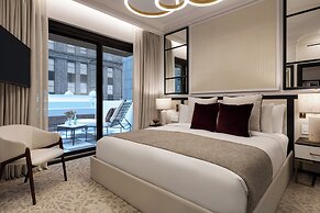 The Chemists’ Club Hotel