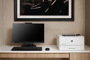 Springhill Suites By Marriott Metro Center