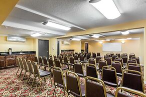 Quality Inn & Suites Bell Gardens - Los Angeles