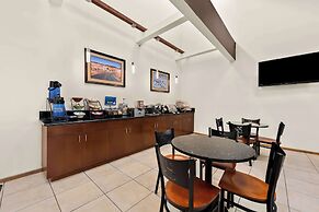 Best Western Topaz Lake Inn