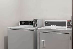 Days Inn by Wyndham Steinbach