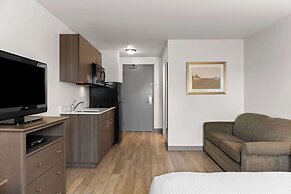 Days Inn by Wyndham Steinbach