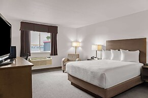 Days Inn by Wyndham Steinbach